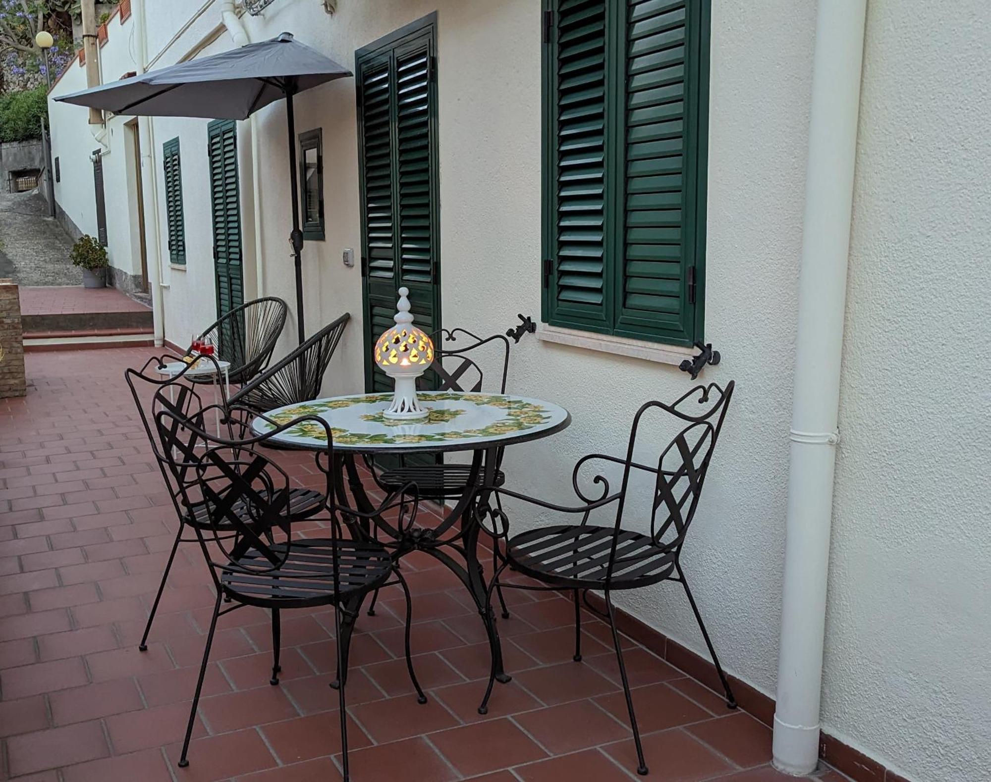 Antonino Apartment Taormina Exterior photo
